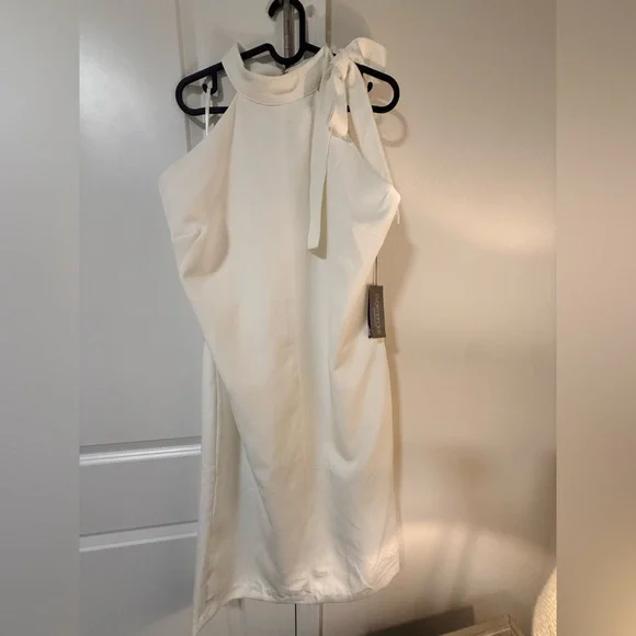 🤍 NY & C Ivory Halter Neck Tie Shift Dress | NWT - Picture 2 of 4